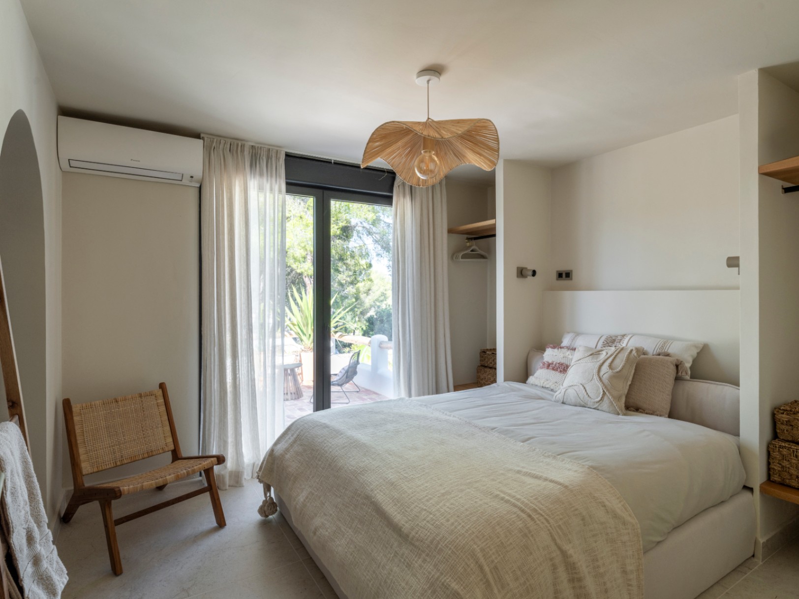 Chalet à vendre de 5 chambres avec piscine à Jávea
