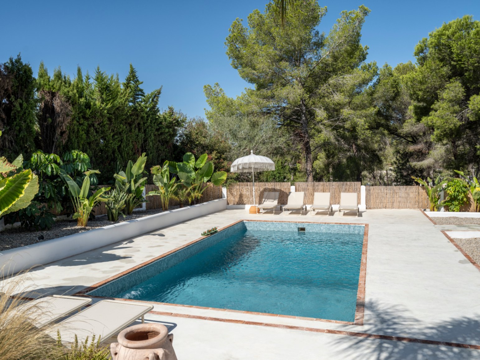 Chalet à vendre de 5 chambres avec piscine à Jávea