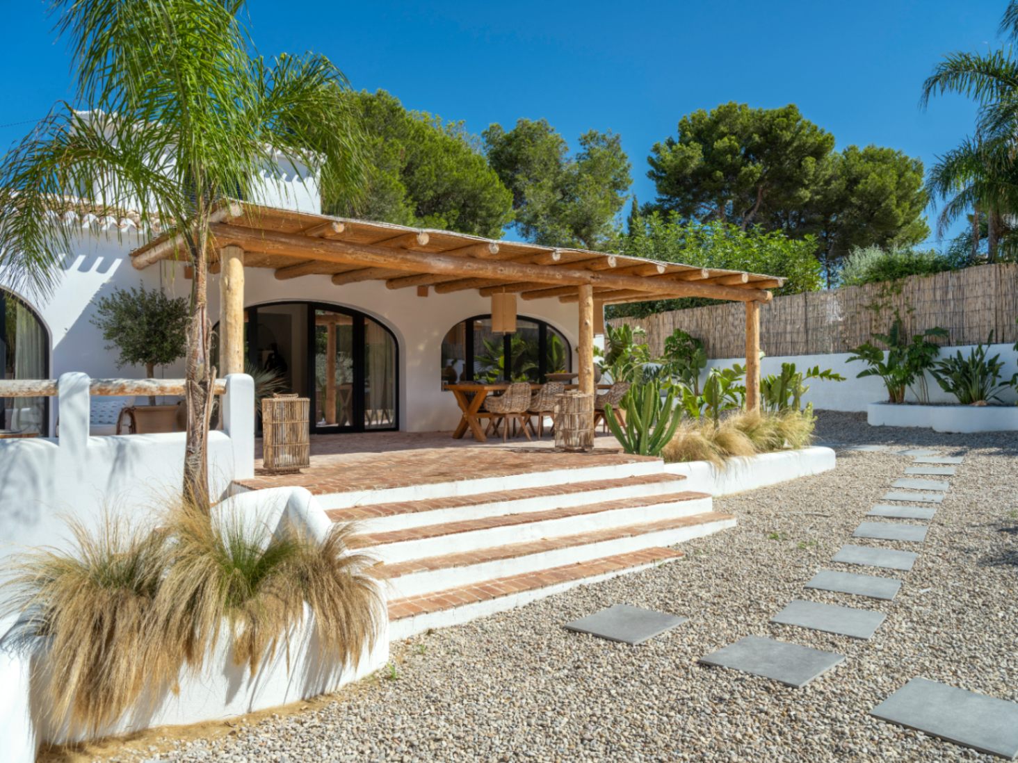 Chalet à vendre de 5 chambres avec piscine à Jávea
