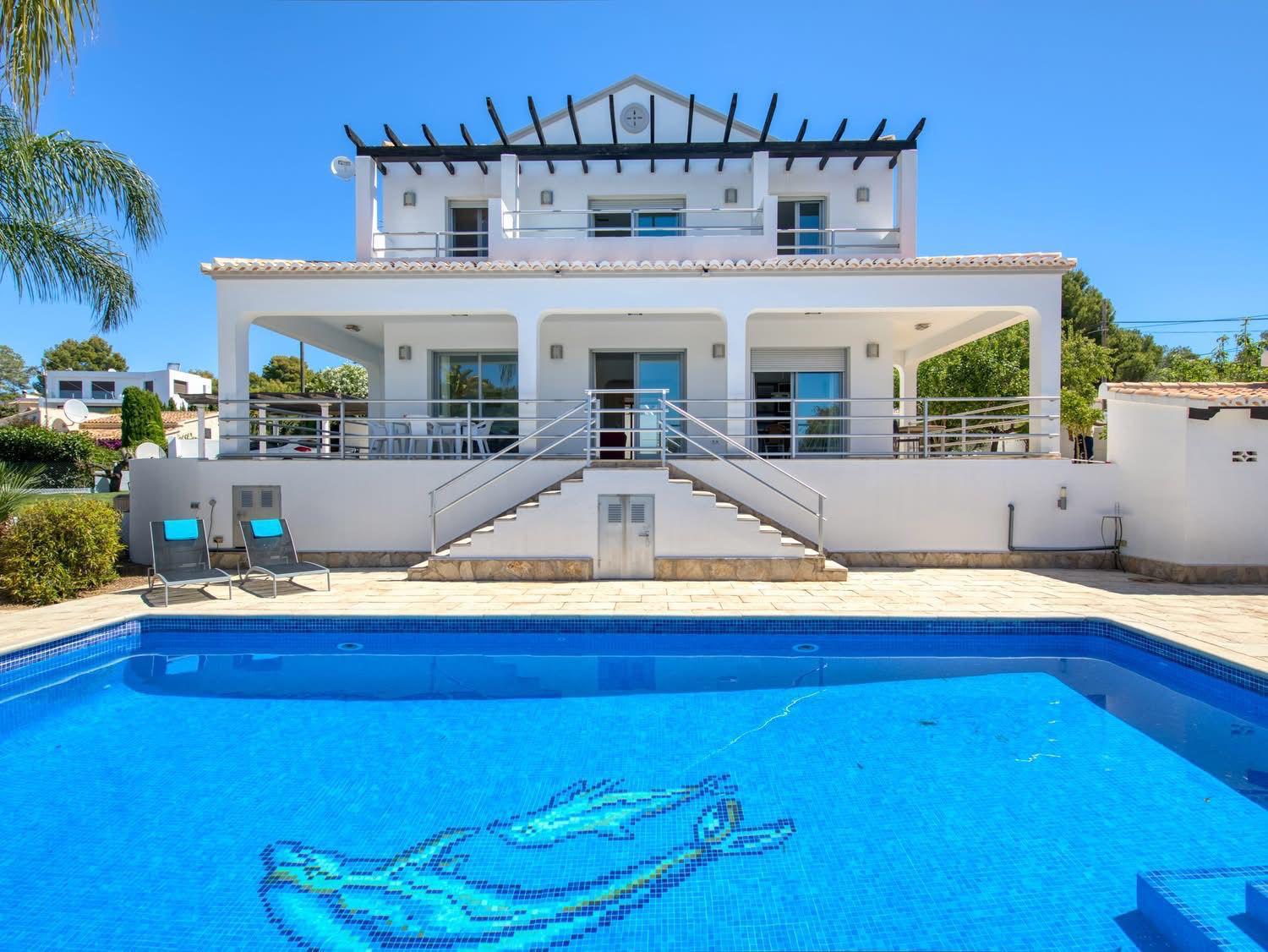 villa moderne avec vue sur la mer à La Fustera, Benissa Costa
