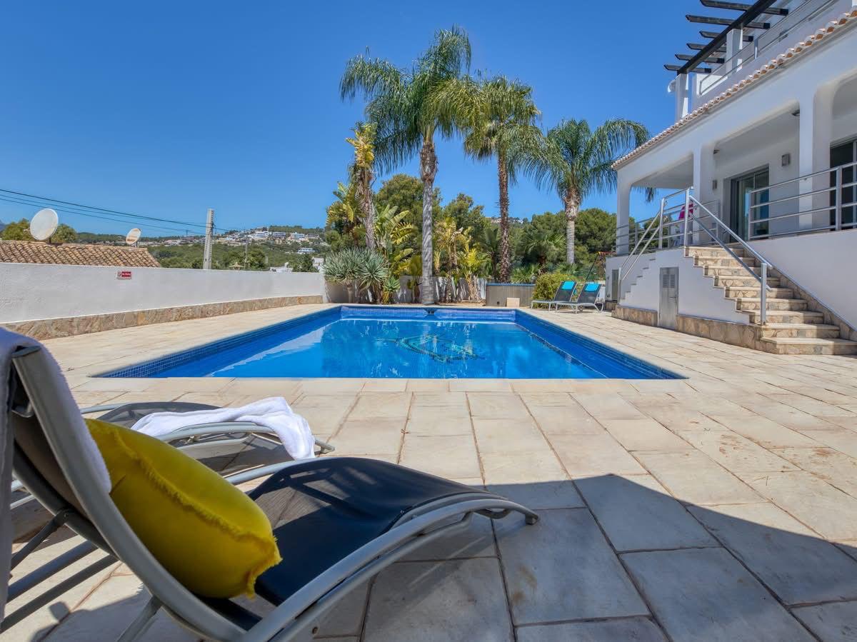 villa moderne avec vue sur la mer à La Fustera, Benissa Costa