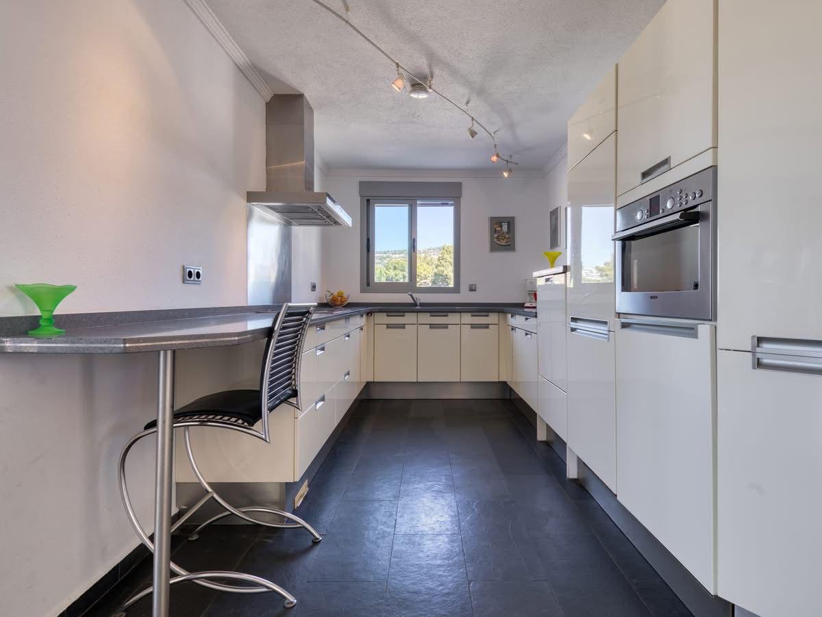 villa moderne avec vue sur la mer à La Fustera, Benissa Costa
