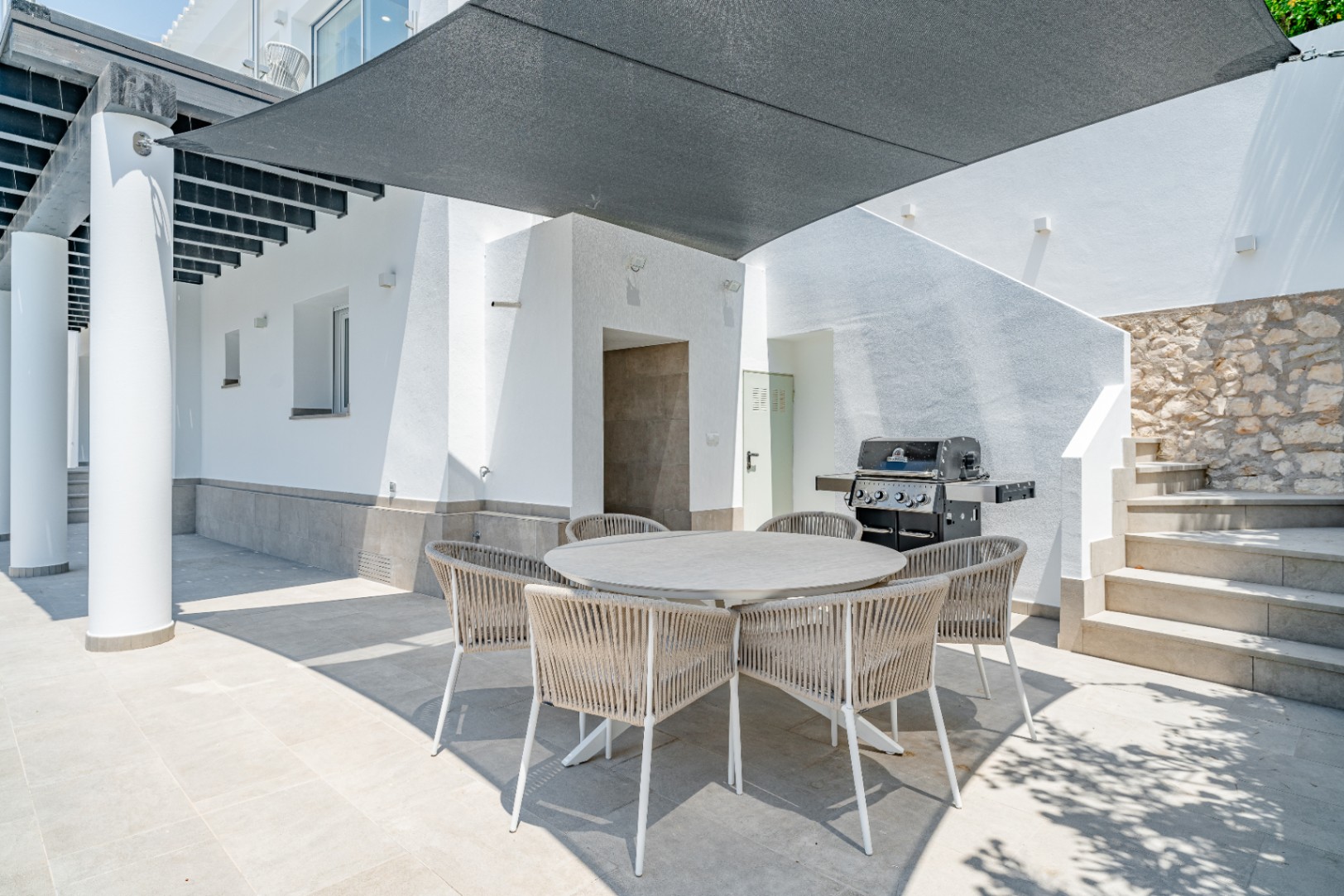 VILLA MODERNE AVEC VUE SUR LA MER À CALPE