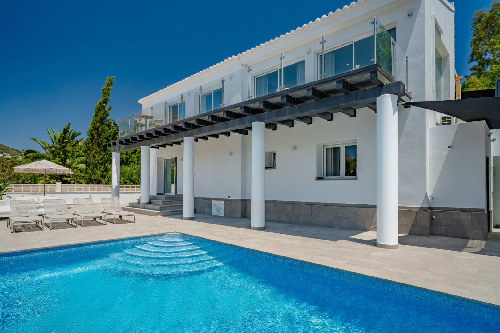 VILLA MODERNE AVEC VUE SUR LA MER À CALPE