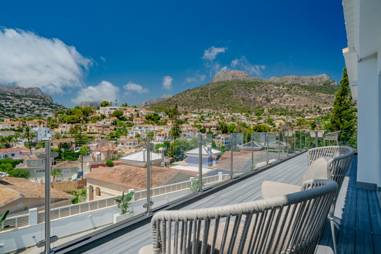 VILLA MODERNE AVEC VUE SUR LA MER À CALPE