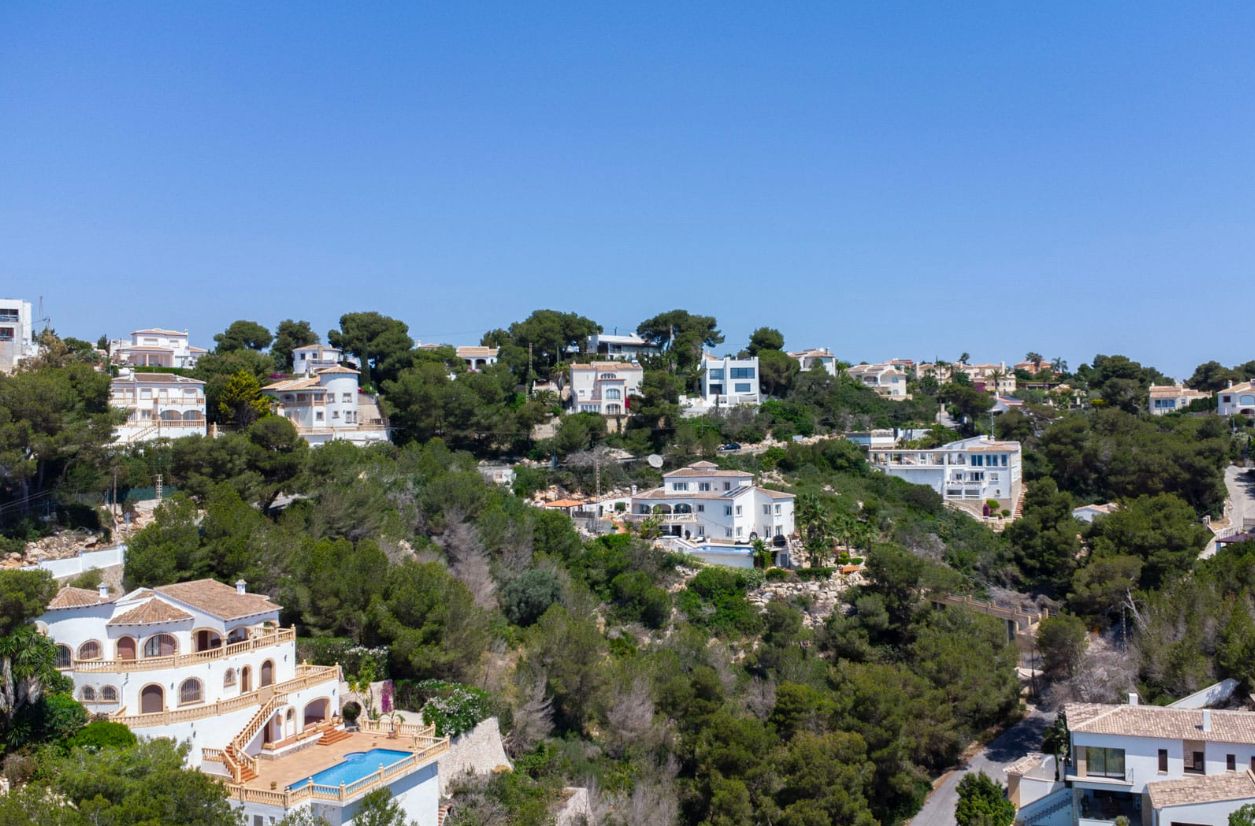 Terrain avec vue sur la mer à Jávea