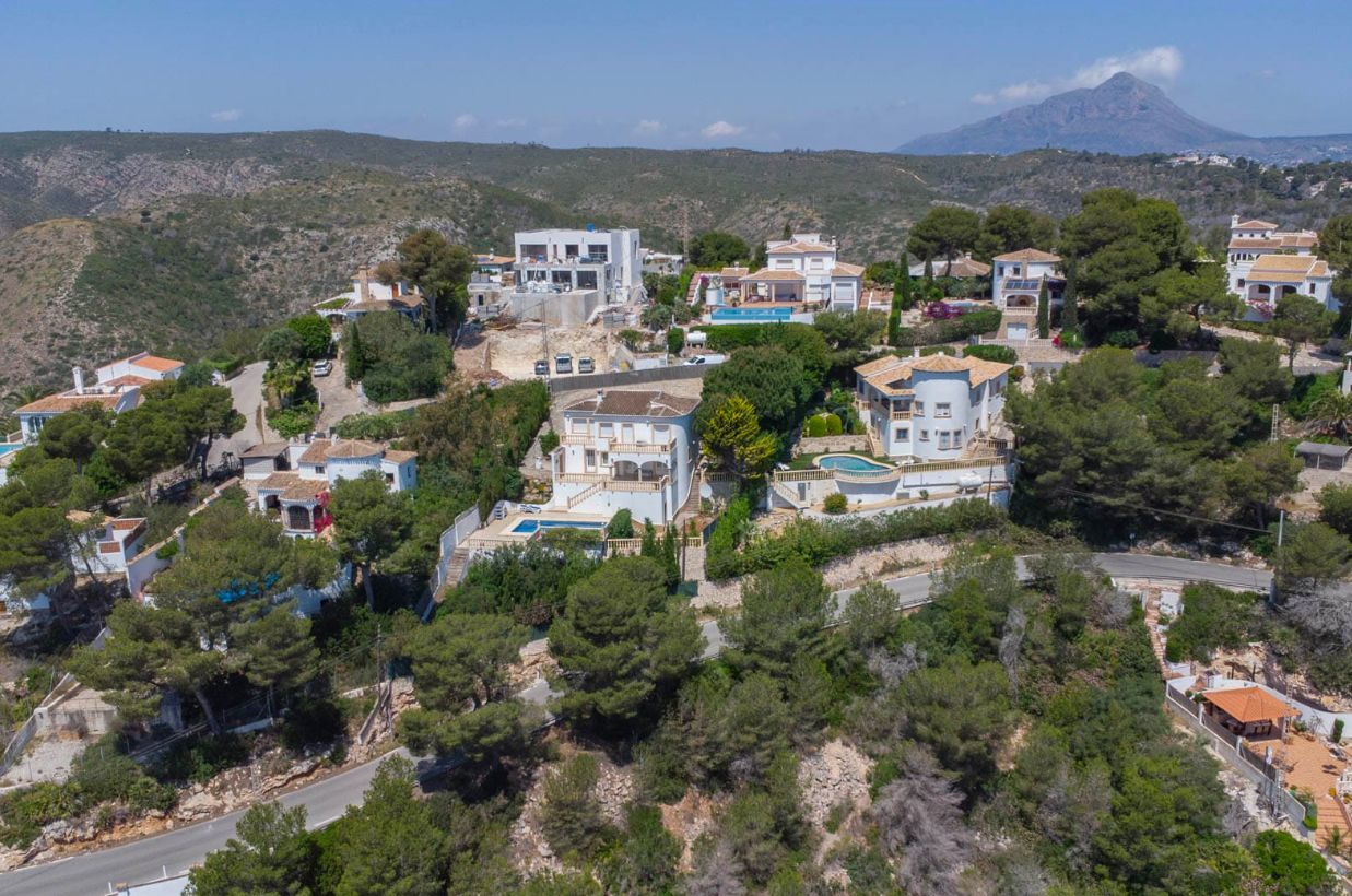 Terrain avec vue sur la mer à Jávea