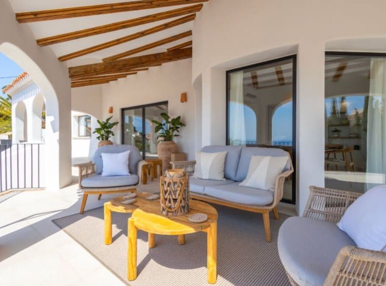Lyxvilla med havsutsikt i Granadella, Jávea