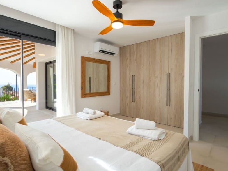 Lyxvilla med havsutsikt i Granadella, Jávea