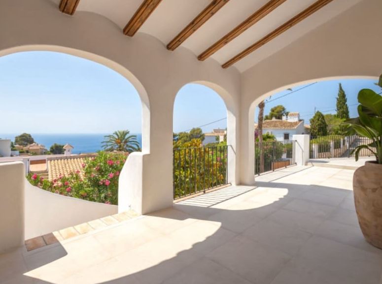 Lyxvilla med havsutsikt i Granadella, Jávea