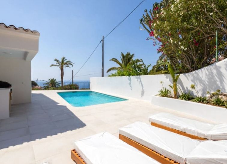 Lyxvilla med havsutsikt i Granadella, Jávea