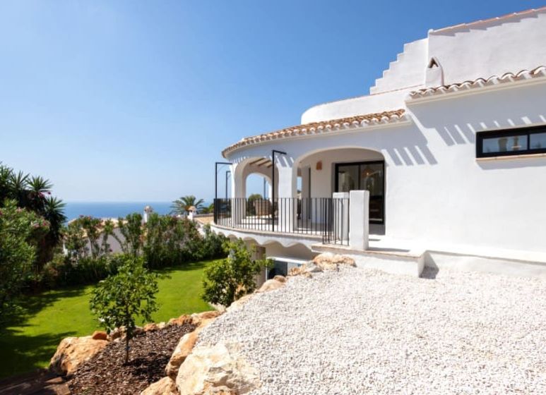 Lyxvilla med havsutsikt i Granadella, Jávea