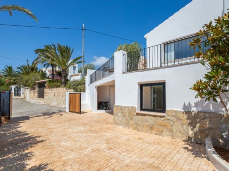Lyxvilla med havsutsikt i Granadella, Jávea