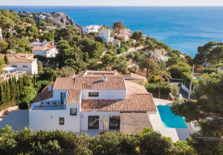 Lyxvilla med havsutsikt i Granadella, Jávea