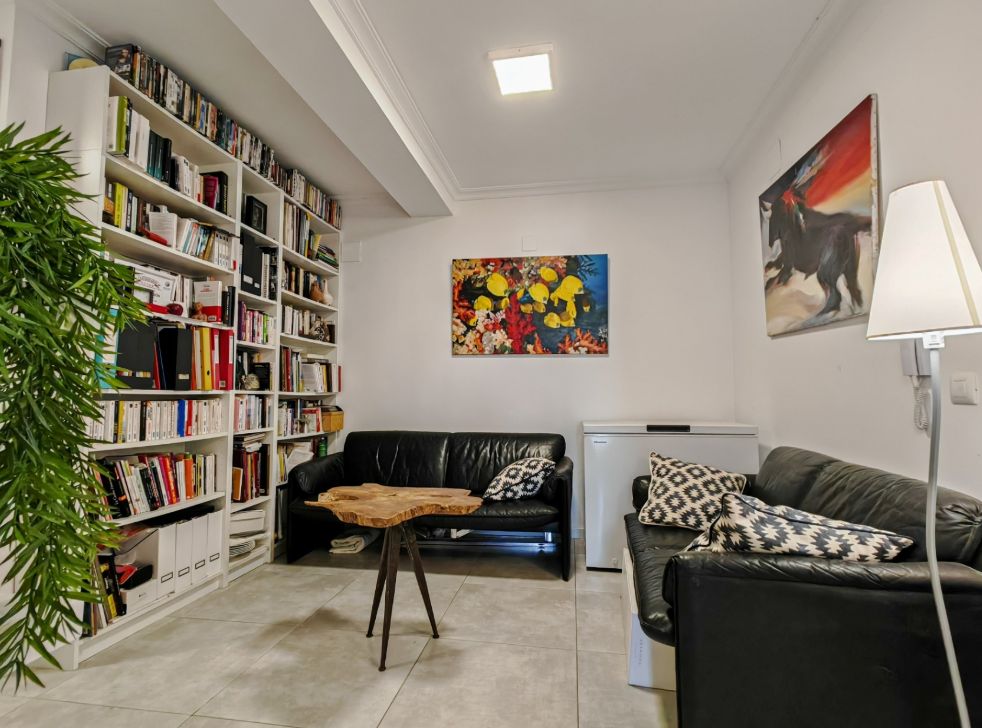 Villa mediterránea reformada con vistas al mar en Dénia – lista para entrar a vivir