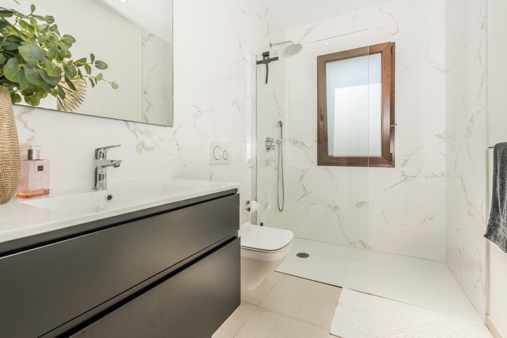 Luksusowa willa w stylu śródziemnomorskim w Jávea – ekskluzywny design, całkowita prywatność i działka o powierzchni 2.500 m²