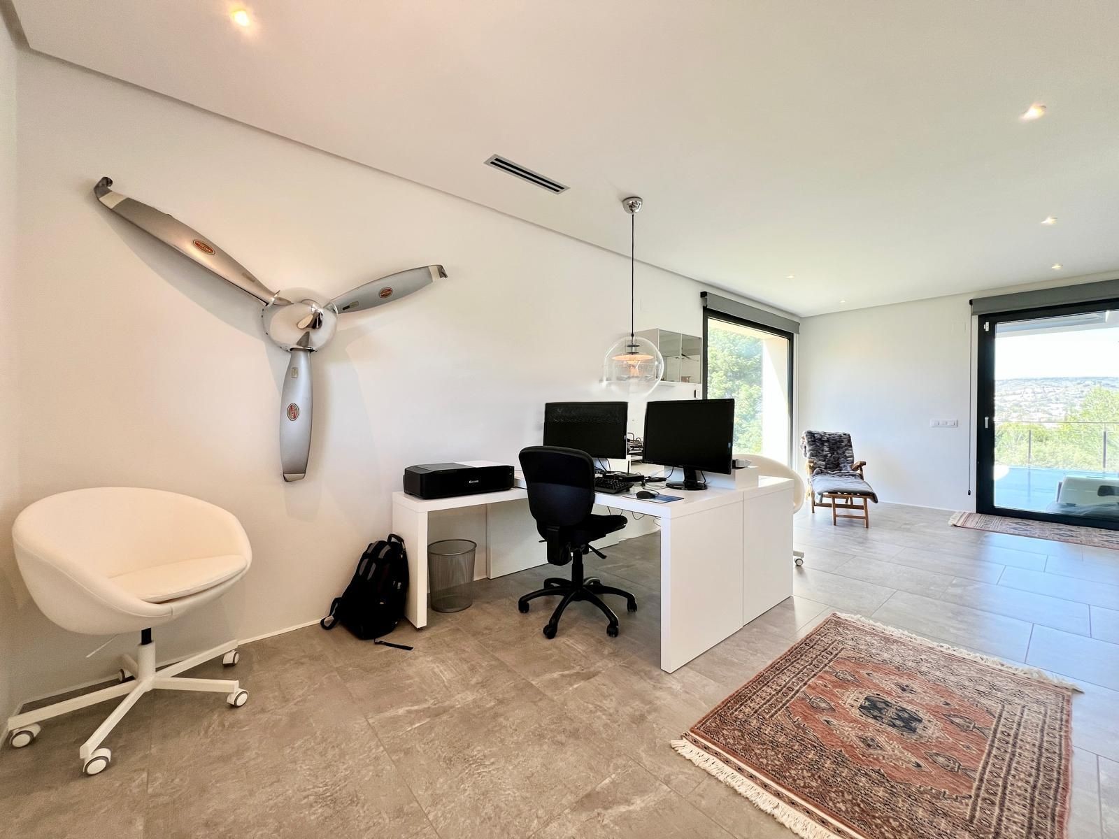 Villa de luxe contemporaine avec vue panoramique sur la mer à Jávea