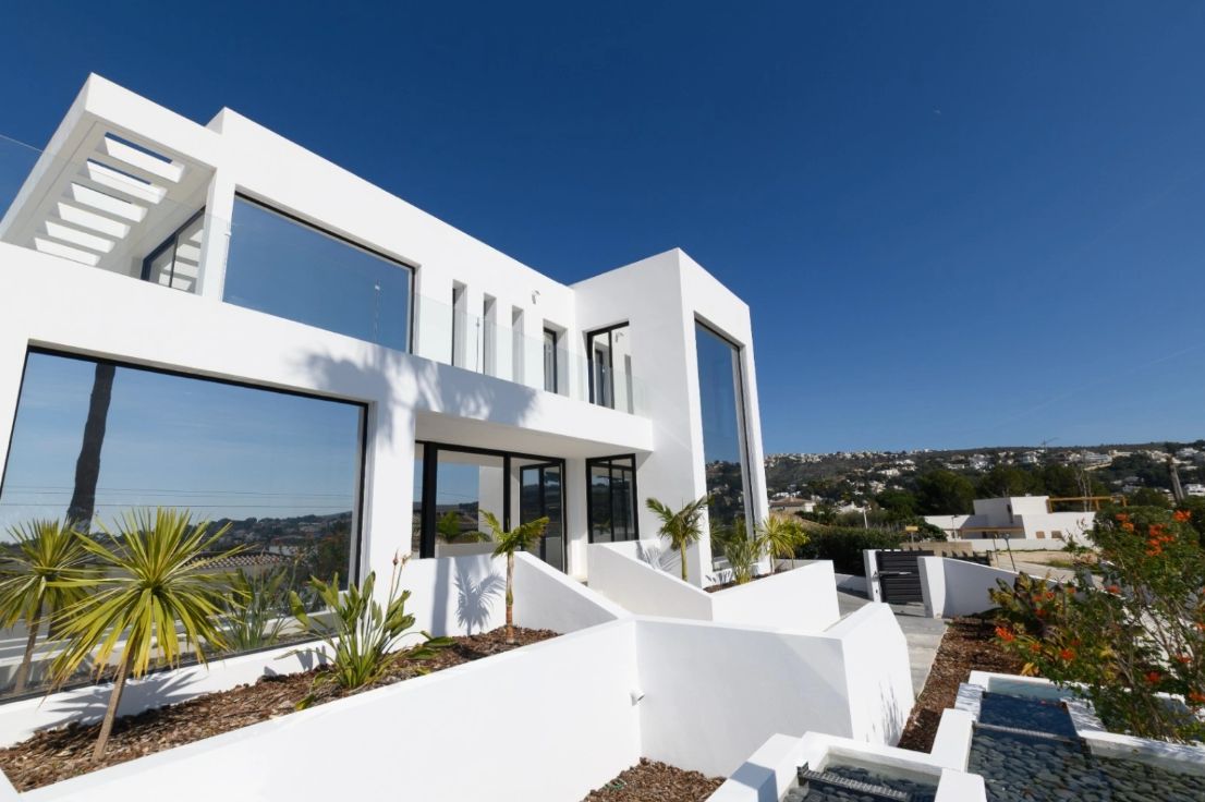 Villa neuve avec vue sur la mer et piscine avec jacuzzi à Moraira