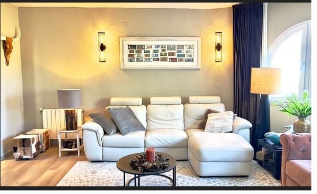 MAGNIFIQUE VILLA RÉNOVÉE AVEC VUE SUR LA MER