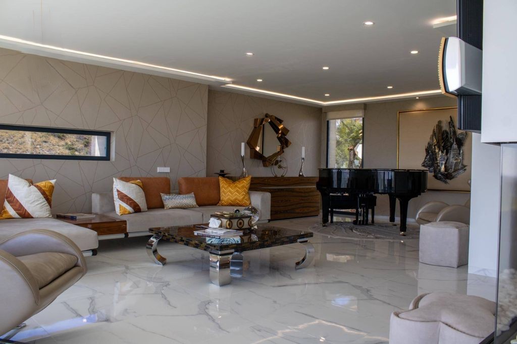 Exclusiva villa de lujo en Sierra Altea con vistas panorámicas al mar y piscina infinita