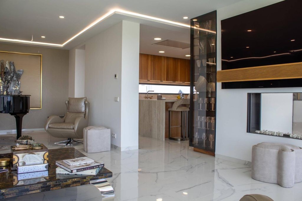 Exclusiva villa de lujo en Sierra Altea con vistas panorámicas al mar y piscina infinita