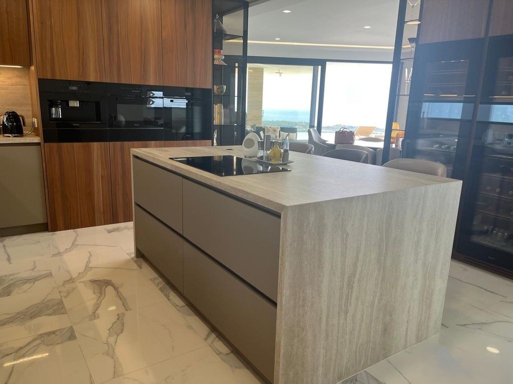 Exclusiva villa de lujo en Sierra Altea con vistas panorámicas al mar y piscina infinita