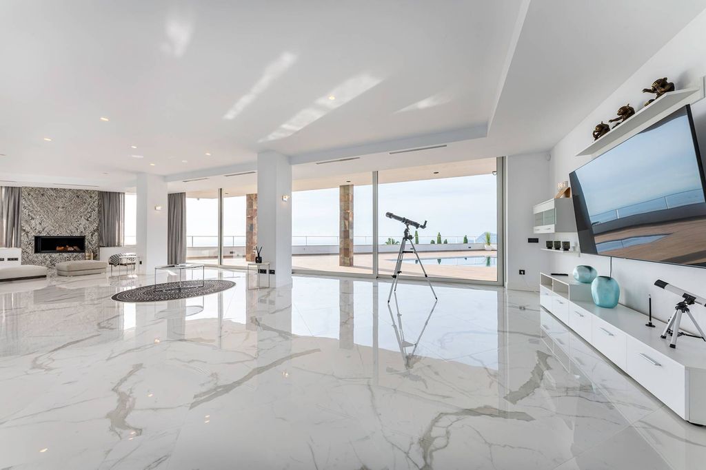 Villa de lujo en Sierra de Altea con vistas al mar y a la bahía de Altea