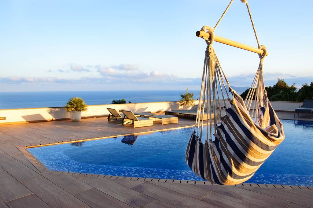 Villa de lujo en Sierra de Altea con vistas al mar y a la bahía de Altea