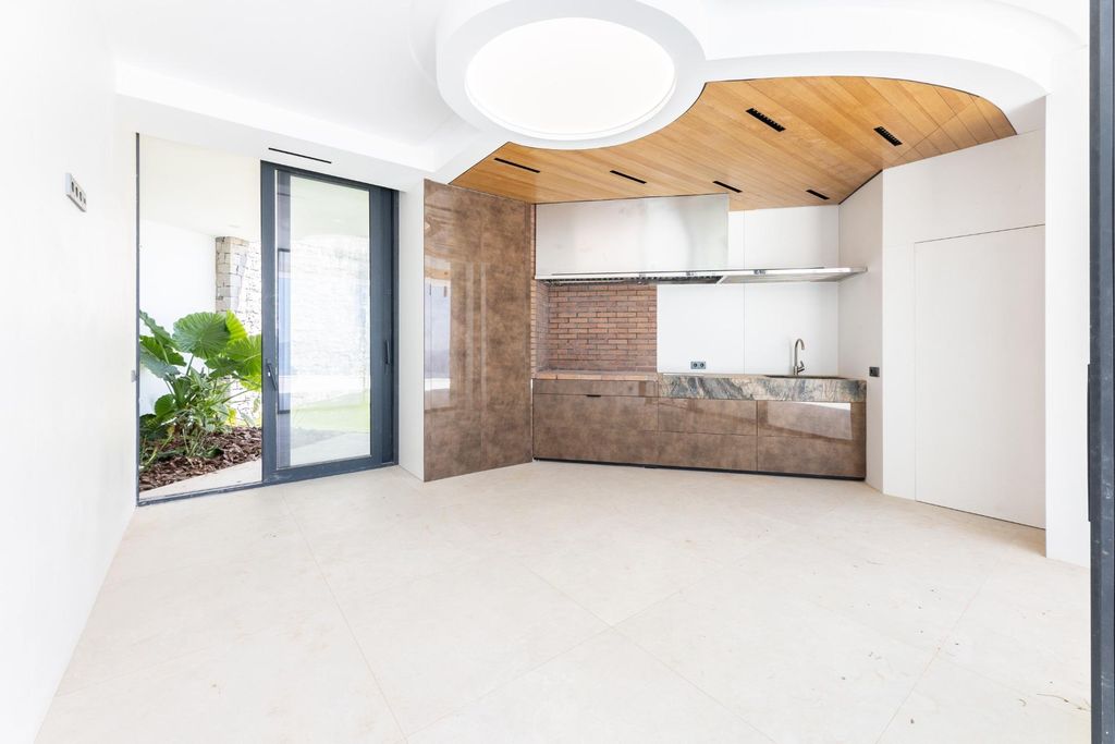 Luxury villa in Altea Hills with sea views, pool, and wellness area.