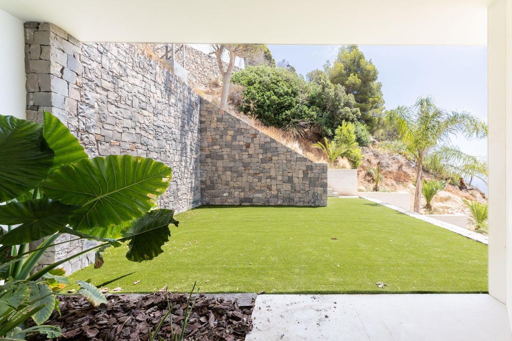 Luxury villa in Altea Hills with sea views, pool, and wellness area.