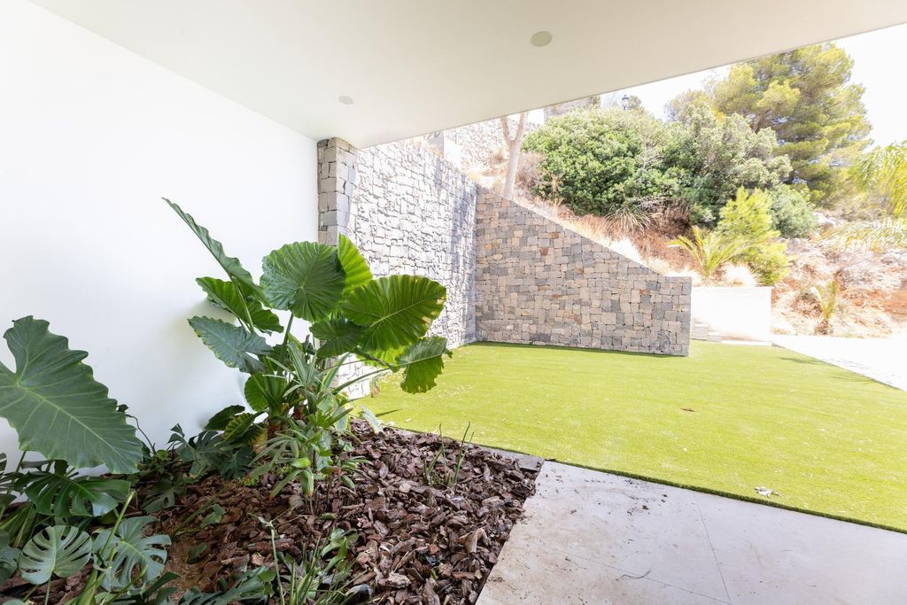 Luxury villa in Altea Hills with sea views, pool, and wellness area.