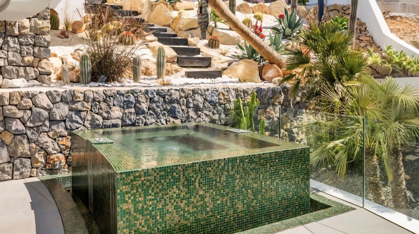 Luxury contemporary villa with panoramic sea views in Altea Sierra