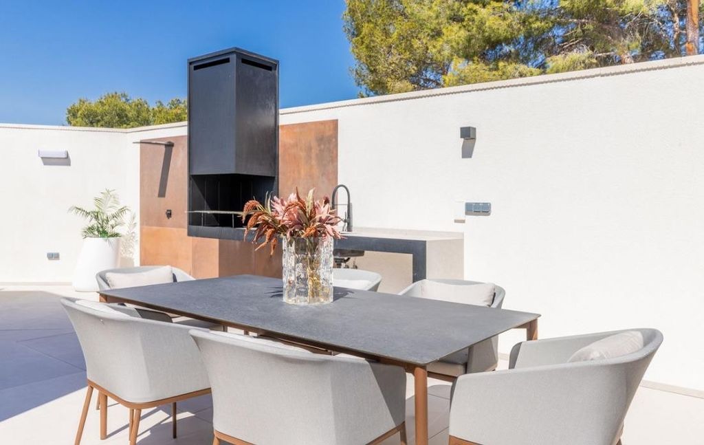 Moderne luxe villa met uitzicht op zee in Benidorm