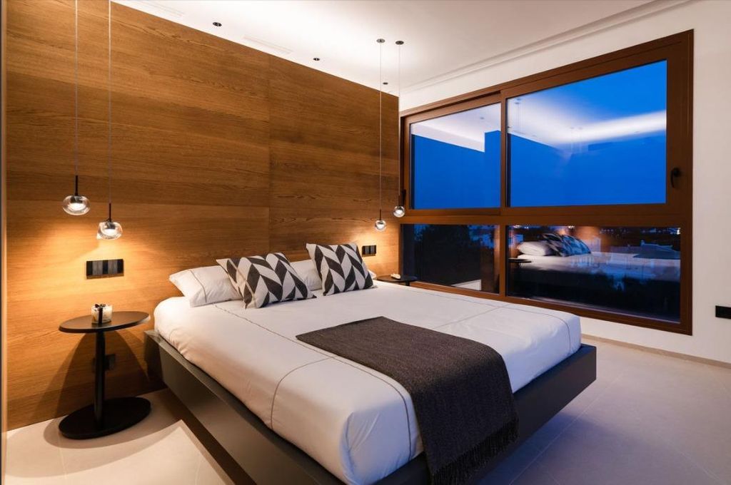 Moderne luxe villa met uitzicht op zee in Benidorm