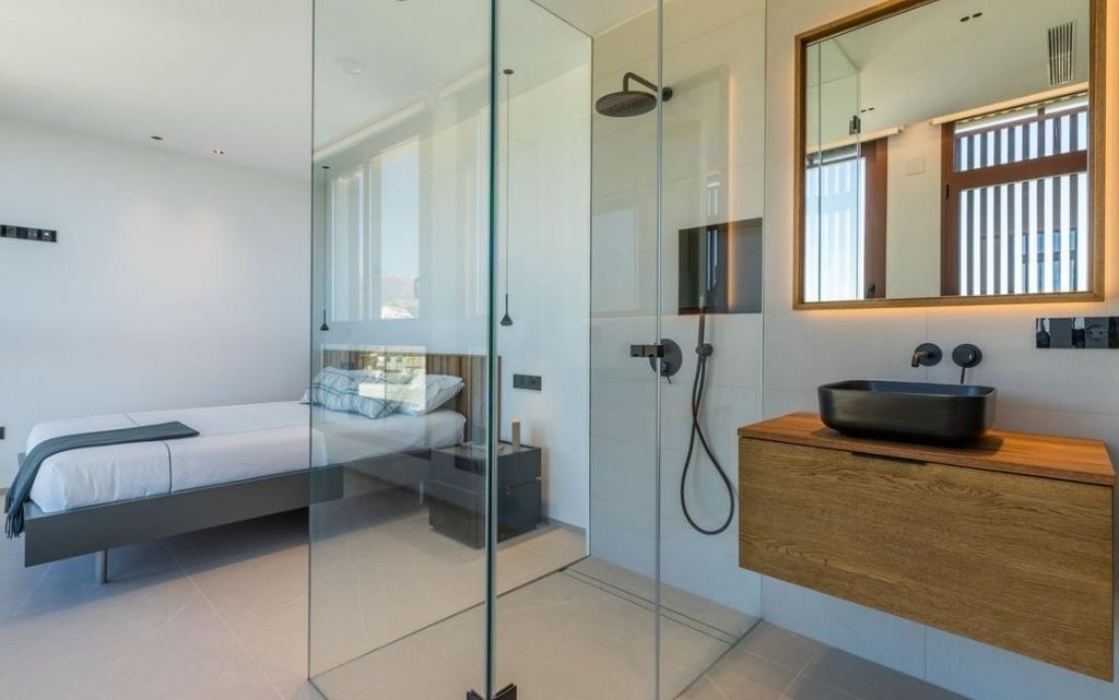 Moderne luxe villa met uitzicht op zee in Benidorm
