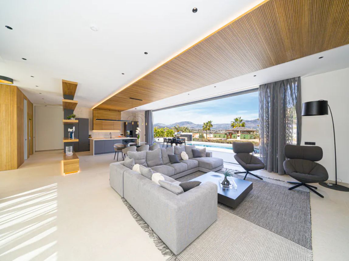 Villa de lujo de obra nueva en El Albir con vistas panorámicas al mar
