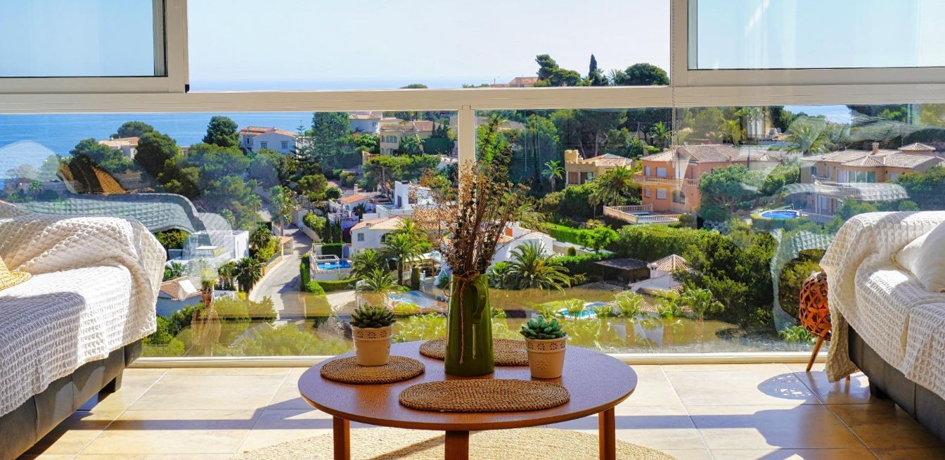 Lyxvilla vid Isla del Portichol med spektakulär havsutsikt i Jávea