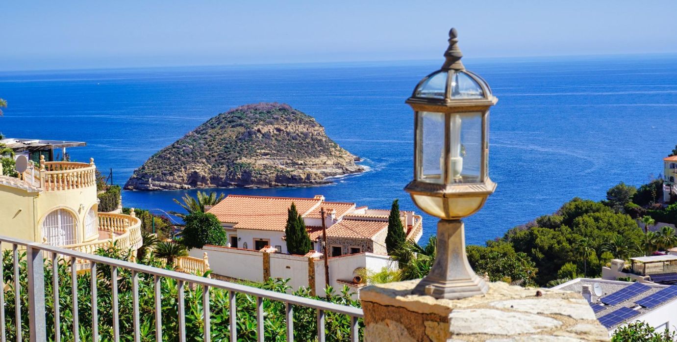 Lyxvilla vid Isla del Portichol med spektakulär havsutsikt i Jávea