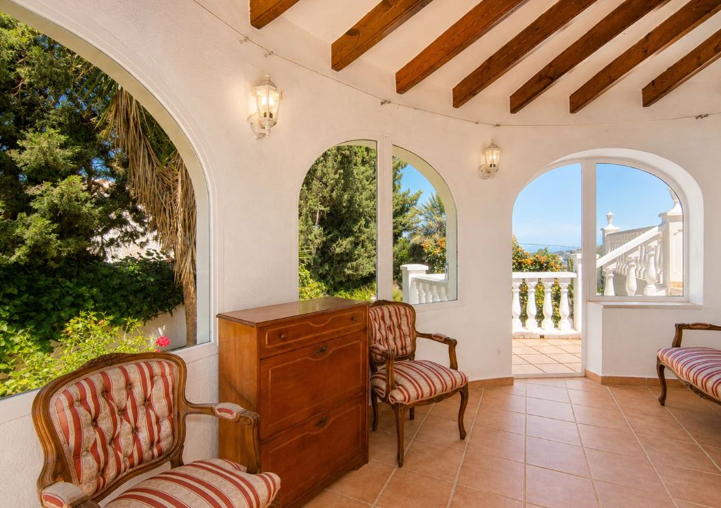 Mediterrane villa met uitzicht op zee en het kasteel van Dénia in El Montgó
