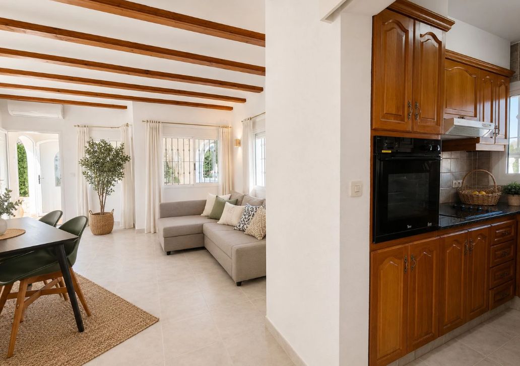 Mediterrane villa met uitzicht op zee en het kasteel van Dénia in El Montgó