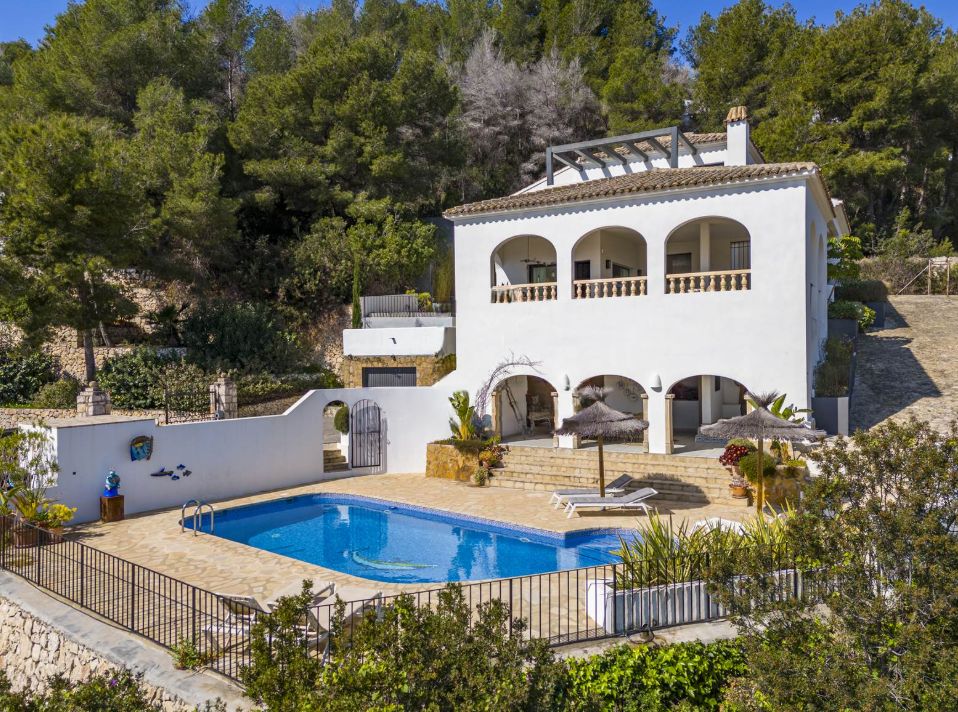 CP1263 - Renoverad villa med panoramautsikt över havet och bergen i Sol del Este, Jávea.