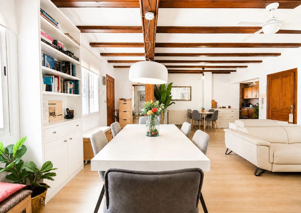Villa méditerranéenne rénovée à vendre à El Montgó, Dénia