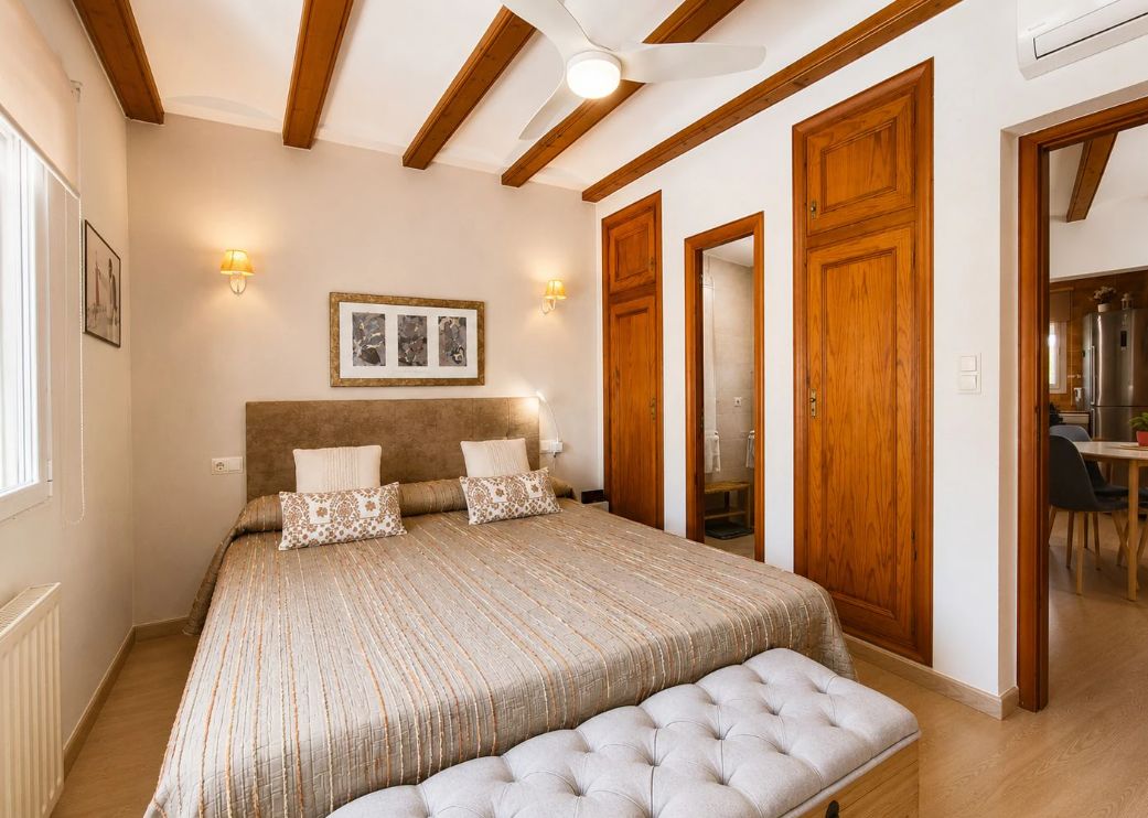 Villa méditerranéenne rénovée à vendre à El Montgó, Dénia