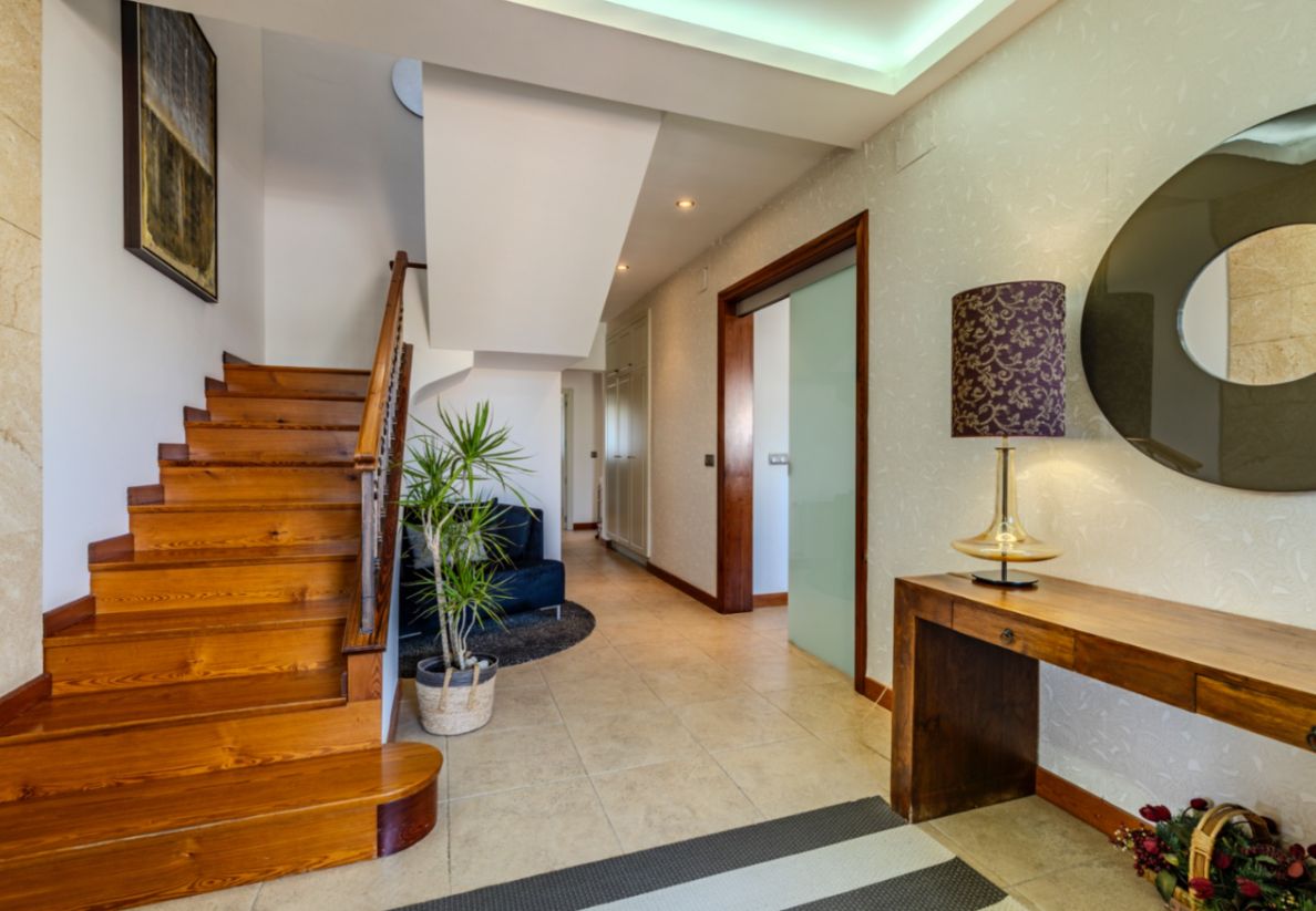 Hochwertige mediterrane Villa in San Nicolás, Dénia