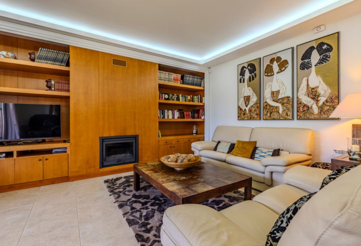 Hochwertige mediterrane Villa in San Nicolás, Dénia