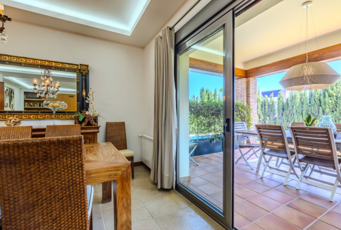 Hochwertige mediterrane Villa in San Nicolás, Dénia