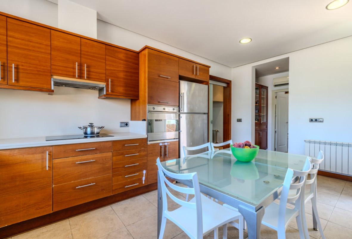 Hochwertige mediterrane Villa in San Nicolás, Dénia