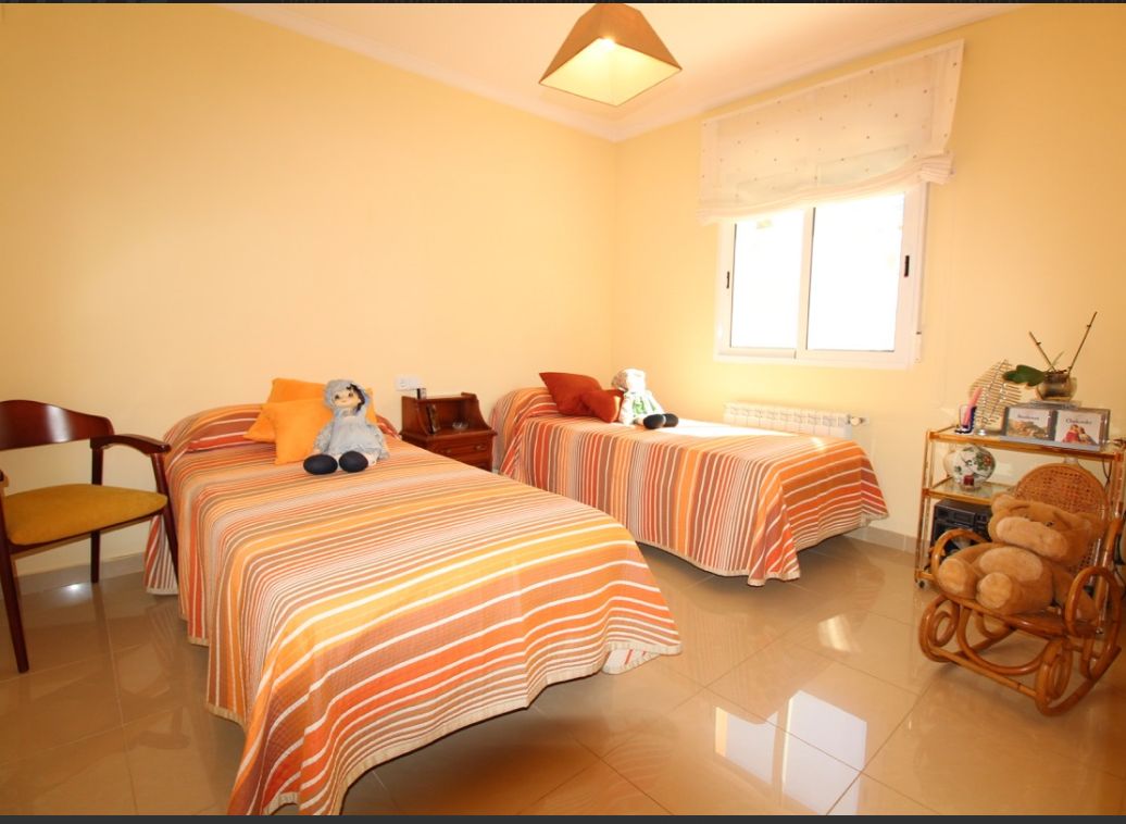 Villa elegante en venta en zona residencial de Denia