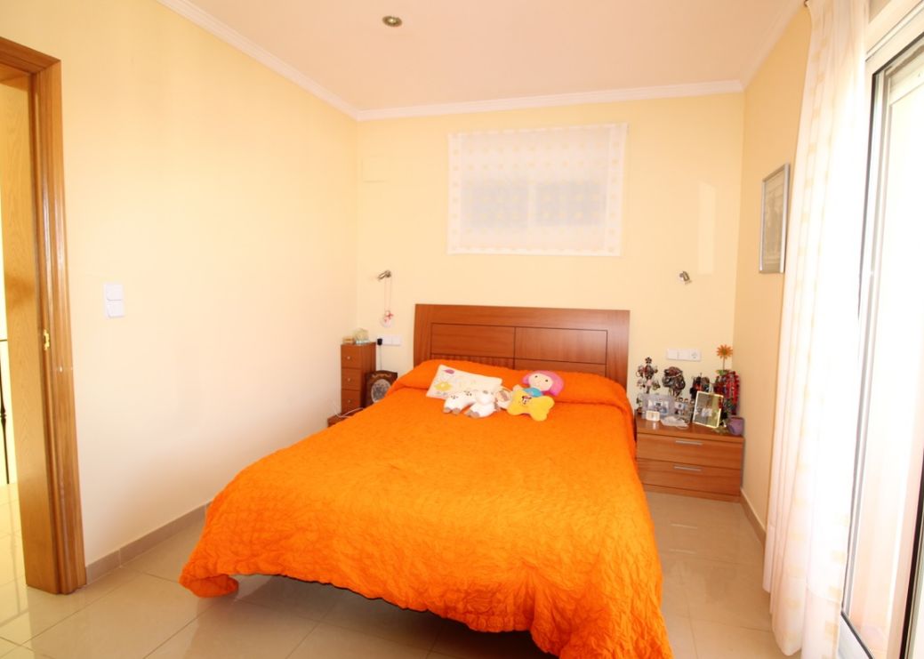 Villa elegante en venta en zona residencial de Denia