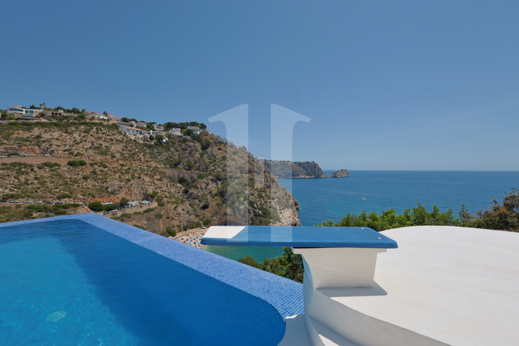 Villa de lujo en primera línea de la Cala Granadella Jávea